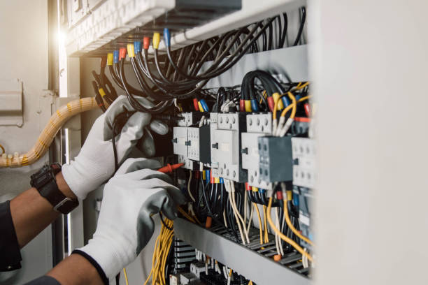 Best Affordable Emergency Electrician  in Winthrop Harbor, IL